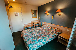 Hotel CORONA Lourdes