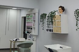 Class Hair and Beauty