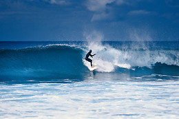 Pirogue & Surf