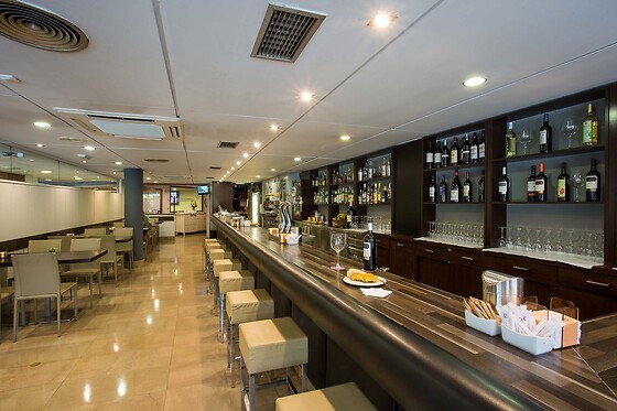 HOTEL ZENTRAL RAMIRO I - photo 6