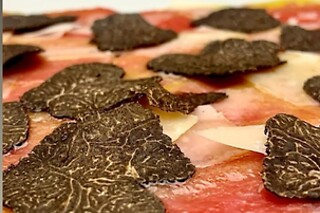 Een gastronomische menu voor 2 bij La Truffe Noire (Brussel)