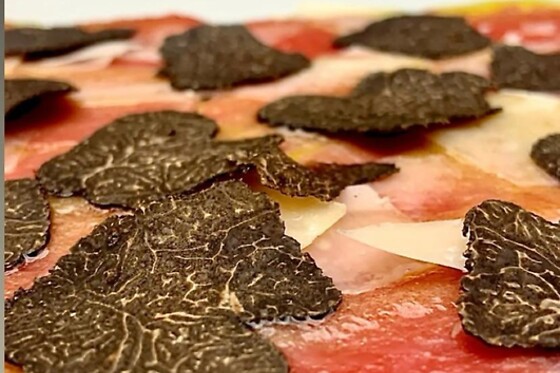Een gastronomische menu voor 2 bij La Truffe Noire (Brussel)