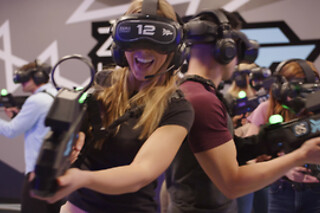 Een sessie virtual reality en drankje voor 4 bij Zero Latency VR Antwerpen (Antwerpen)