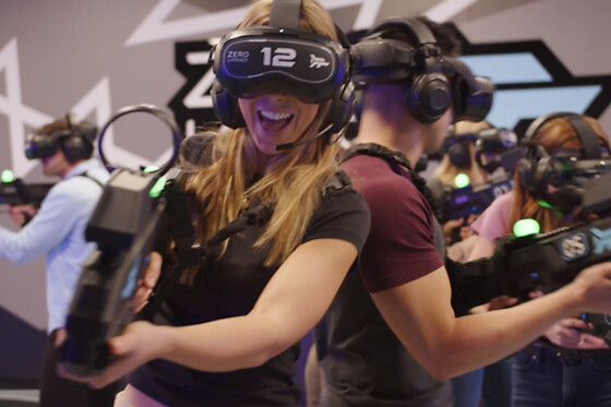Een sessie virtual reality en drankje voor 4 bij Zero Latency VR Antwerpen (Antwerpen)