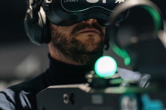 Een sessie virtual reality en drankje voor 4 bij Zero Latency VR Antwerpen (Antwerpen)