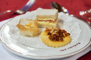 Repas gastronomique pour 2 à l'Hostellerie de la  Croix d'Or à Roye (France)
