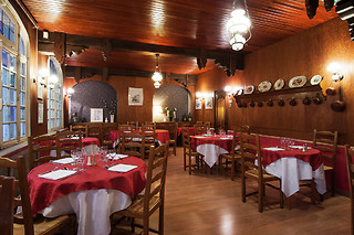 Repas gastronomique pour 2 à l'Hostellerie de la  Croix d'Or à Roye (France)