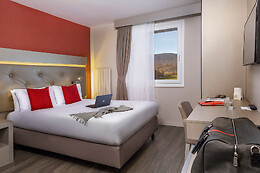 EVERNESS Hôtel & Resort