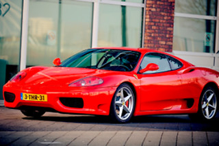 Een Ferrari 360 Modena besturen van Celebrations Autoverhuur (Stroombeek-Bever - regio Brussel)