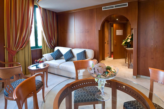 As Hotel  Monza - photo 2