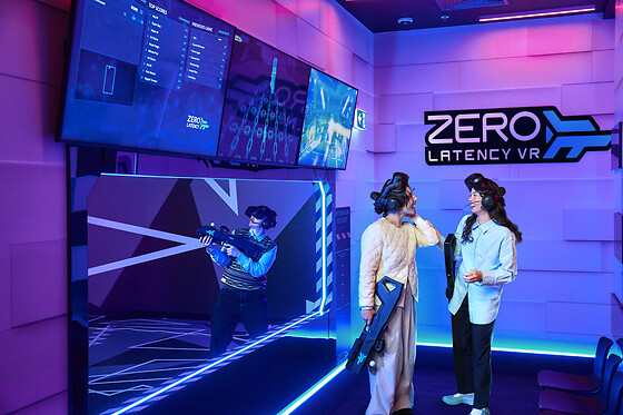 Een sessie virtual reality en drankje voor 4 bij Zero Latency VR Antwerpen (Antwerpen)