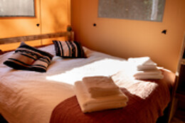 CAN BORA LODGES