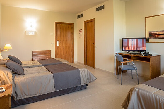 HOTEL RULL - photo 17