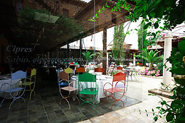 GASTRO-HOTEL PALACIO DE LA SERNA