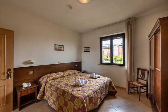 Hotel Astra - photo 3