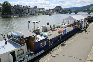 Séjour 2 nuits pour 2 sur la péniche La Valse Lente à Namur