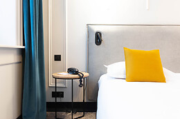 URBAN HOTEL