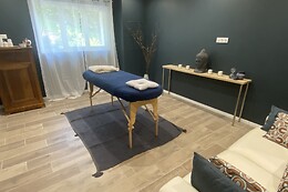 Hera Massage