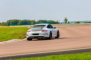 Pilotage Porsche Cayman S 718 (4 tours) sur le Circuit de Mettet (B)