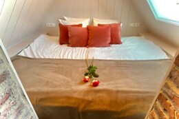 Harbour Suites boutique hotel