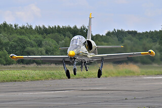 Een vlucht in een MB-326 gevechtsvliegtuig met MiGFlug (Reggio Emilia - Italië)