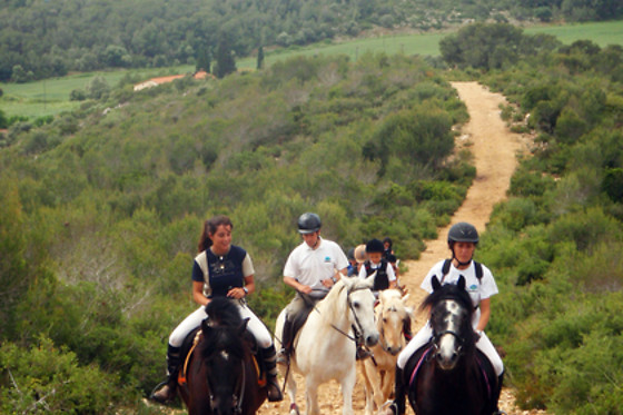 CLUB HÍPICO ROSPER - photo 2
