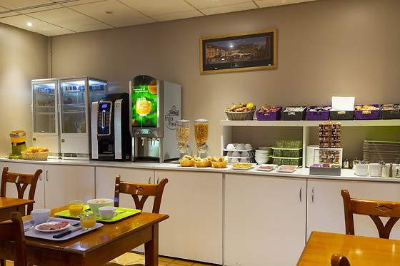 Comfort Hotel Pithiviers - photo 10