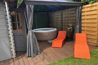 Séjour insolite pour 2 personnes et 1 chien à la Tiny House à Courcelles (Hainaut)