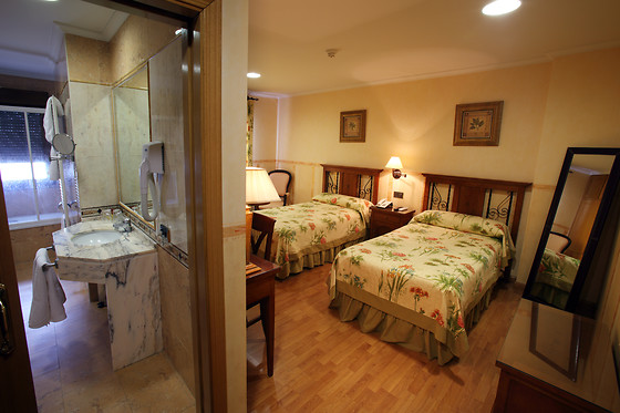 HOTEL RESTAURANTE EL PENTAGONO - photo 5