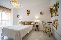 HOTEL LOS NAREJOS