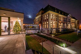 Terhills Hotel