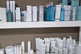 Unic Derma
