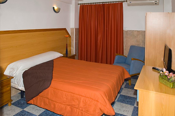 HOTEL LIBERTADOR - photo 4