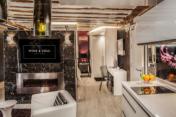 WINE AND SOUL SUITES - photo 3