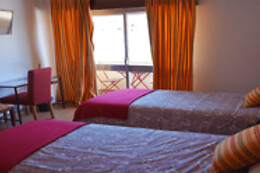 Batalhoz House Bed & Breakfast