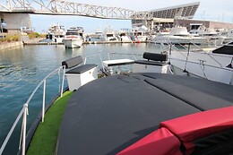 DIAMOND BOAT PARTY