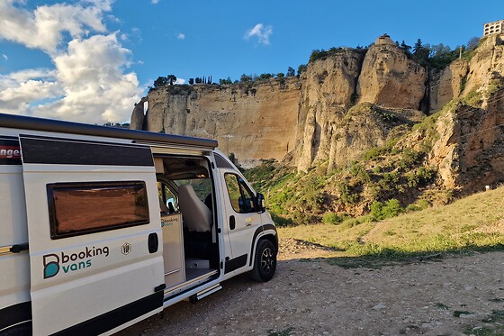 BOOKINGVANS - photo 3