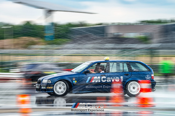 Een Race Experience van M Cave Motorsport Experience (Circuit van Heusden-Zolder - Limburg)