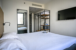 Fletcher Hotel Rotterdam-Airport (HOTEL)