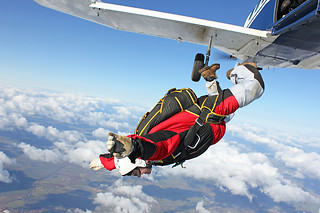 Parachutespringen en extreme sensaties