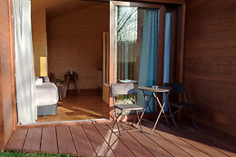 ALGAR CARNOTA SUITES