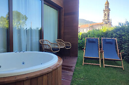 ALGAR CARNOTA SUITES