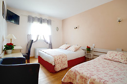 Hotel The Originals du Parc Avignon Est