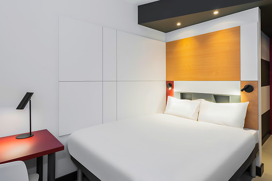 Ibis Budget Brugge Jabbeke - photo 1