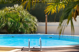 LEGENDARY SUITES LISBOA