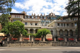 Villa Toscane***