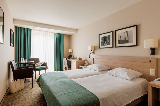 Hotel Aazaert**** - photo 0