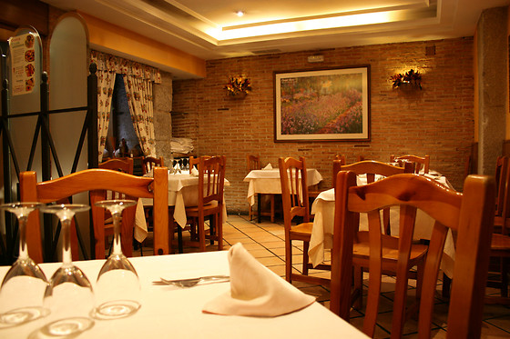 RESTAURANTE VEGETARIANO ARTEMISA HUERTAS - photo 1