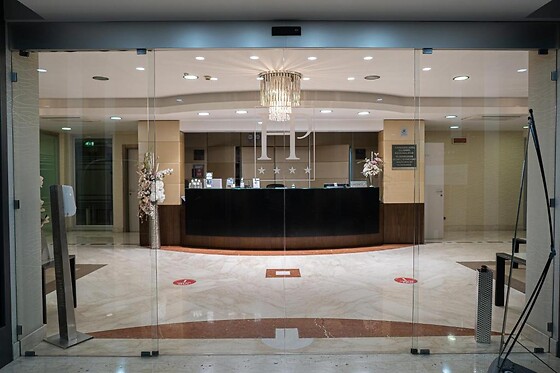 Hotel Première **** - photo 0