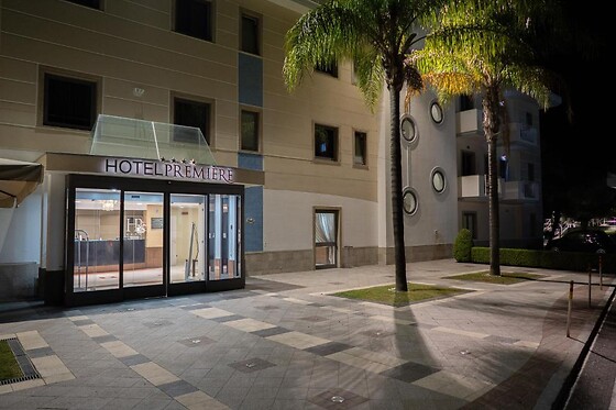 Hotel Première **** - photo 1